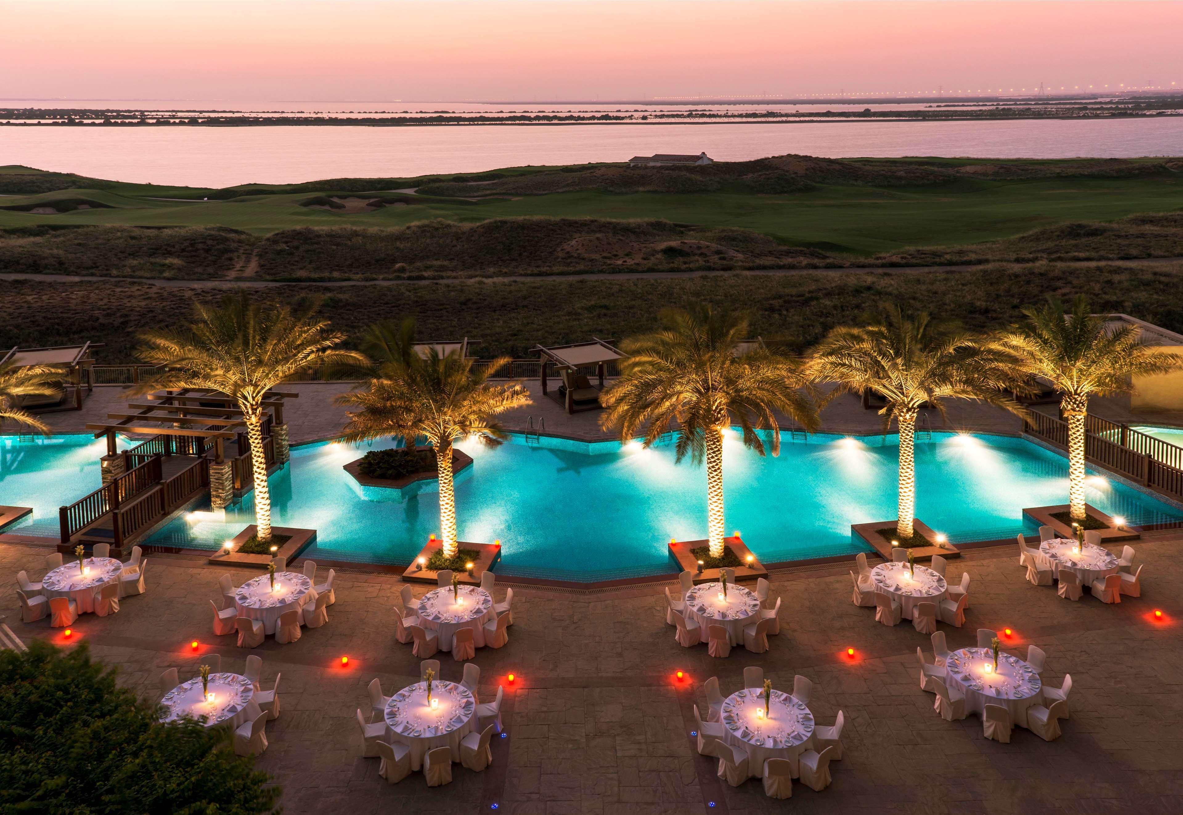 Radisson Blu Hotel, Abu Dhabi Yas Island Dış mekan fotoğraf