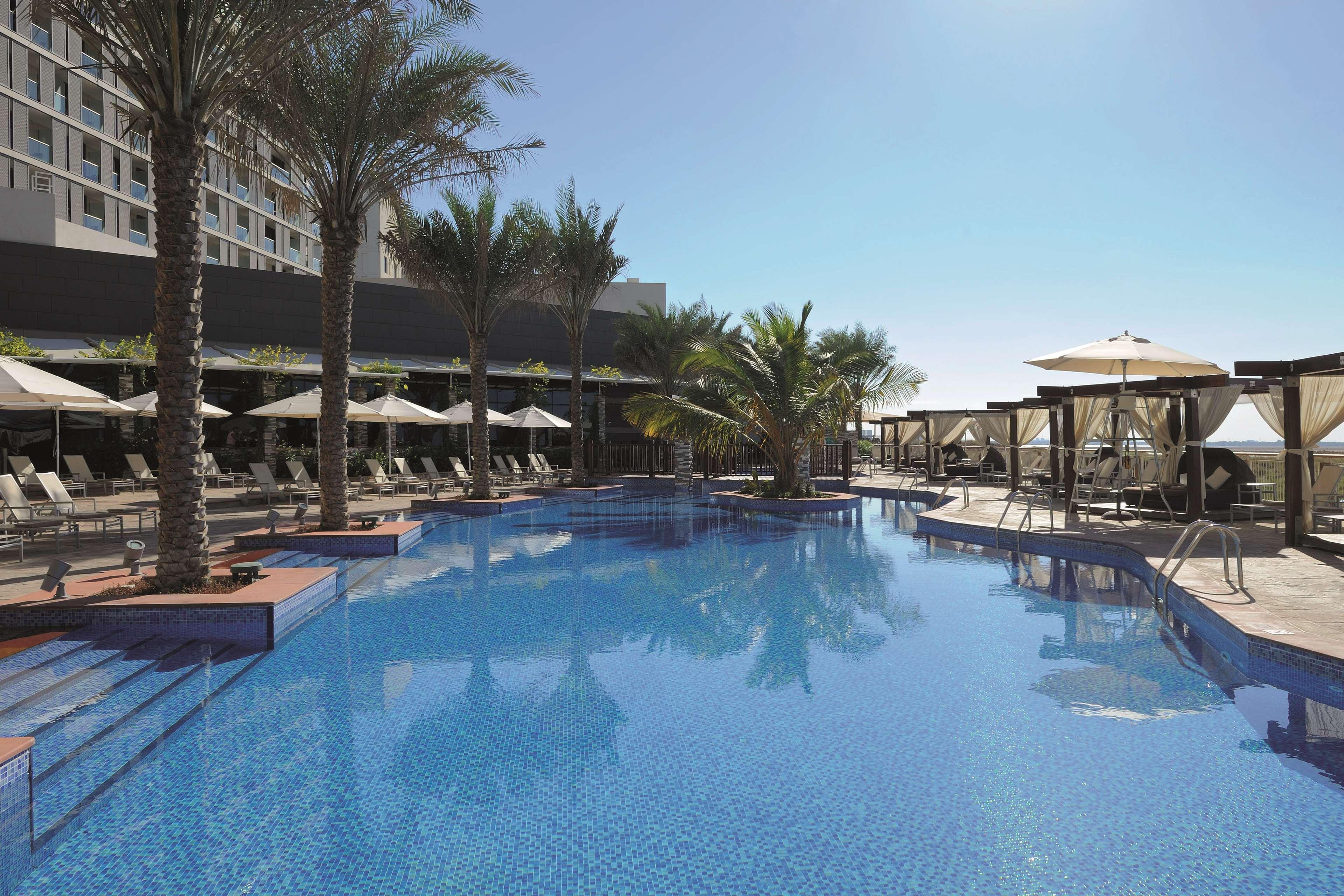 Radisson Blu Hotel, Abu Dhabi Yas Island Dış mekan fotoğraf