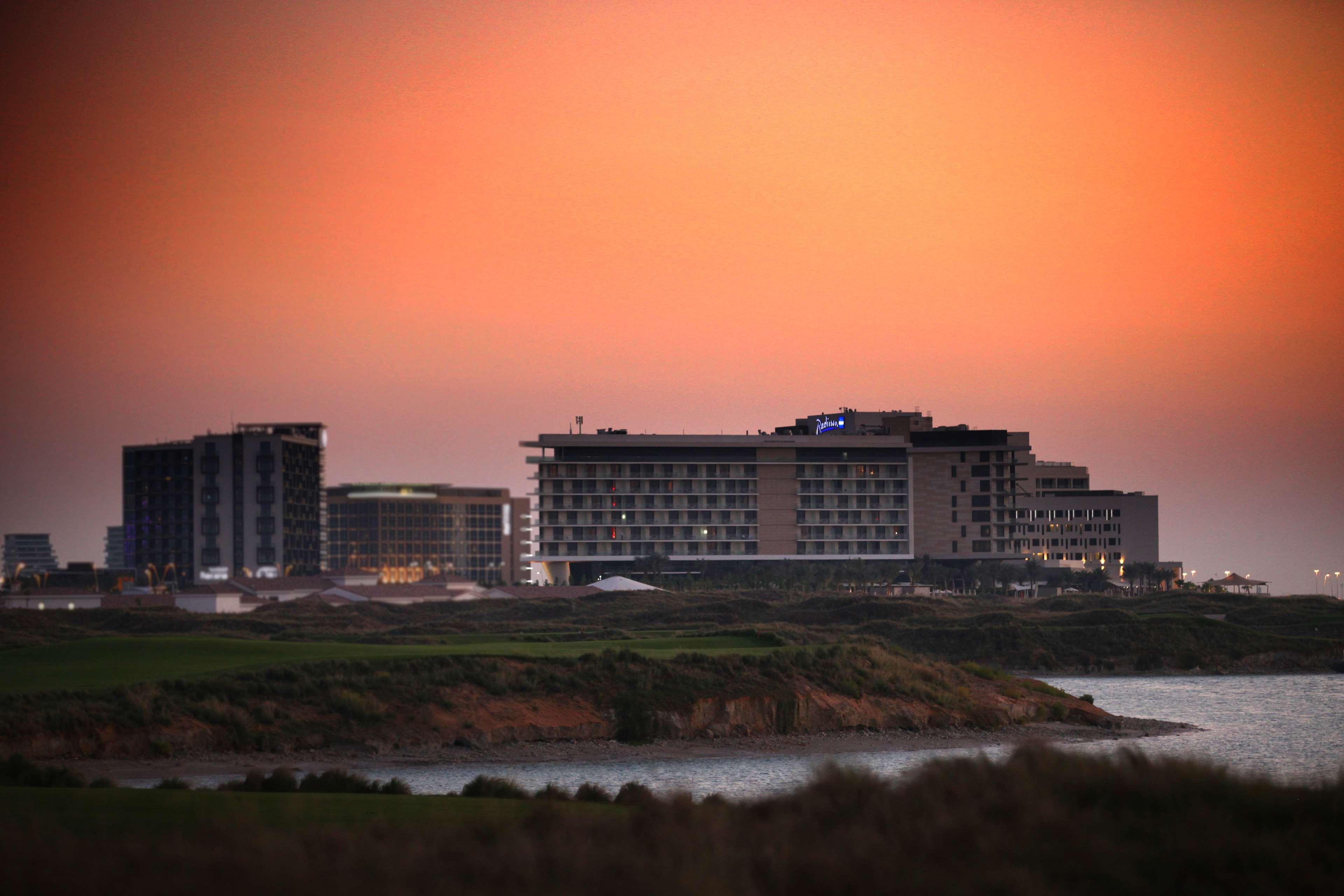 Radisson Blu Hotel, Abu Dhabi Yas Island Dış mekan fotoğraf